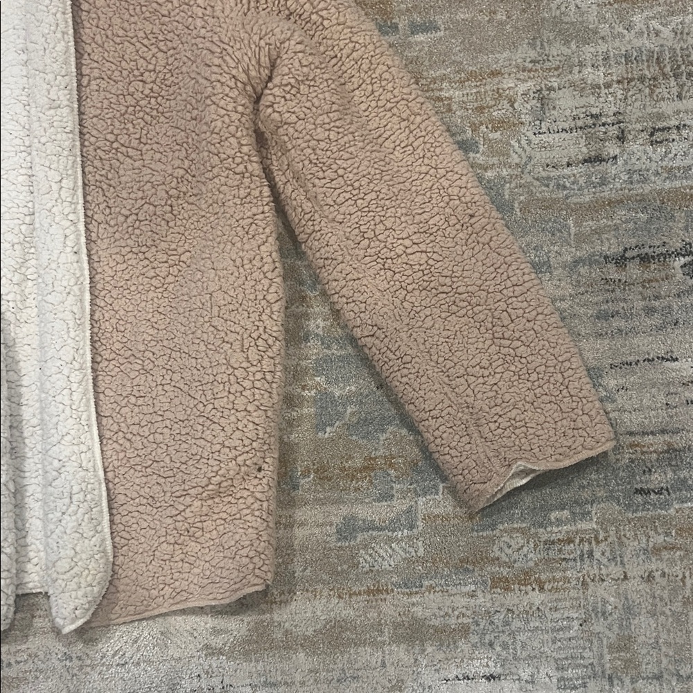 ‼️ Cozy Tan Sherpa Jacket with Hood ‼️ - Picture 4 of 5